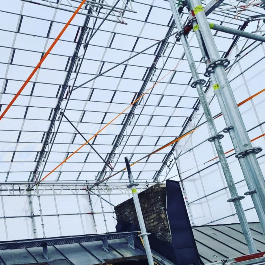 Modular scaffolding R+ on construction site
